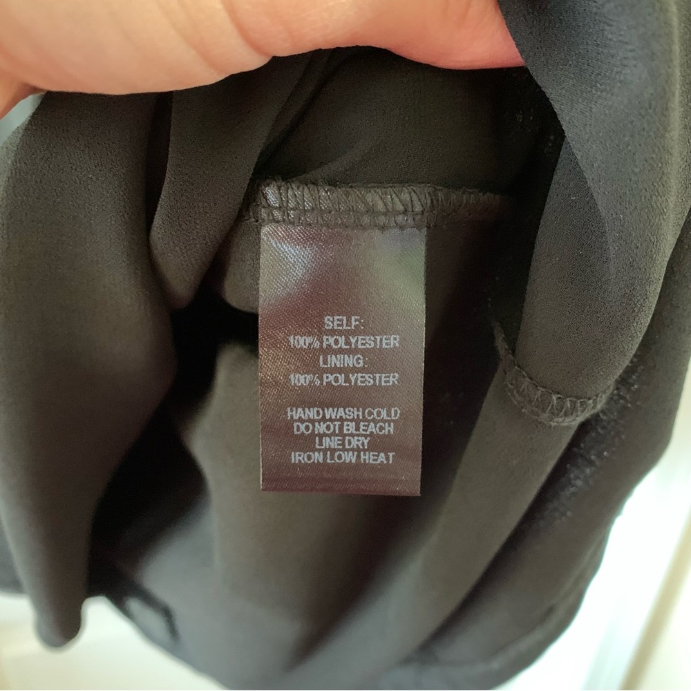 Lulu’s black shirt dress - Picture 4 of 5